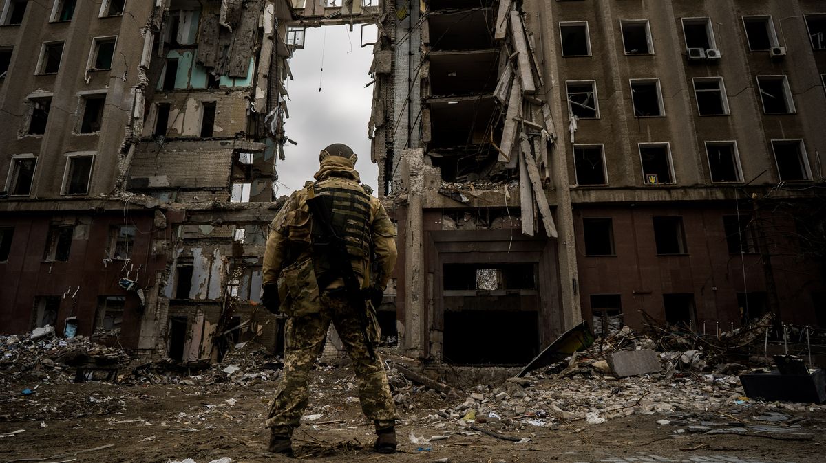 Válka je v opotřebovávací fázi. Ukrajina u Chersonu zaskočila i experty